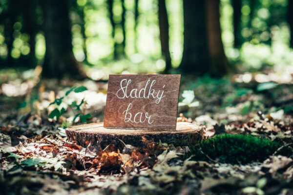 Sladký bar - hnědé dřevo
